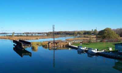 The Mnjikaning Fish Weirs National Historic Site of Canada. Image by Jim Molnar from Parks Canada, 2003.