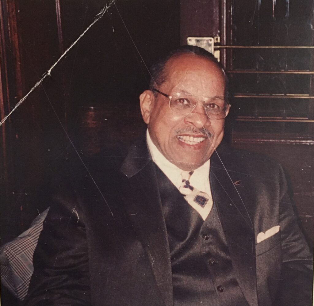 A photograph of Ken Whitlock long after his retirement from the Toronto Argonauts. Image sourced from the Argonauts website.